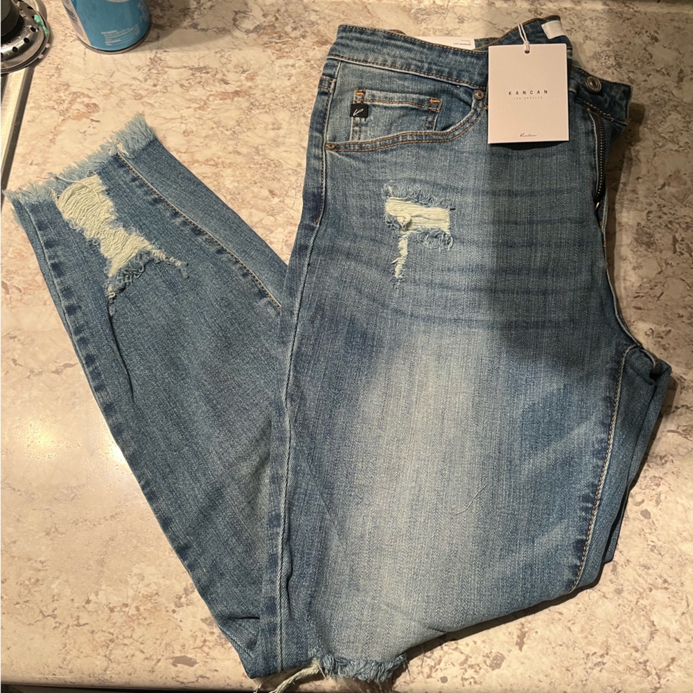 KanCan Distressed Jeans